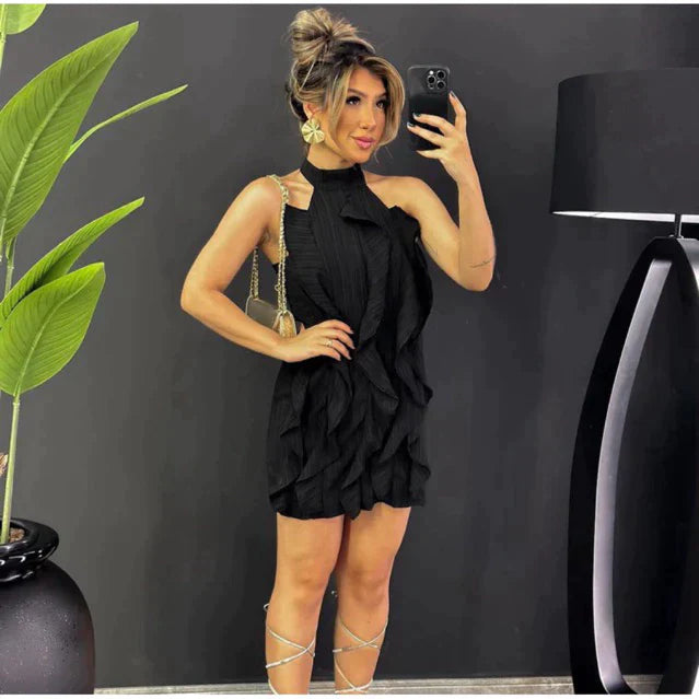 Vestido Feminino Curto Com Babados Tecido Duna